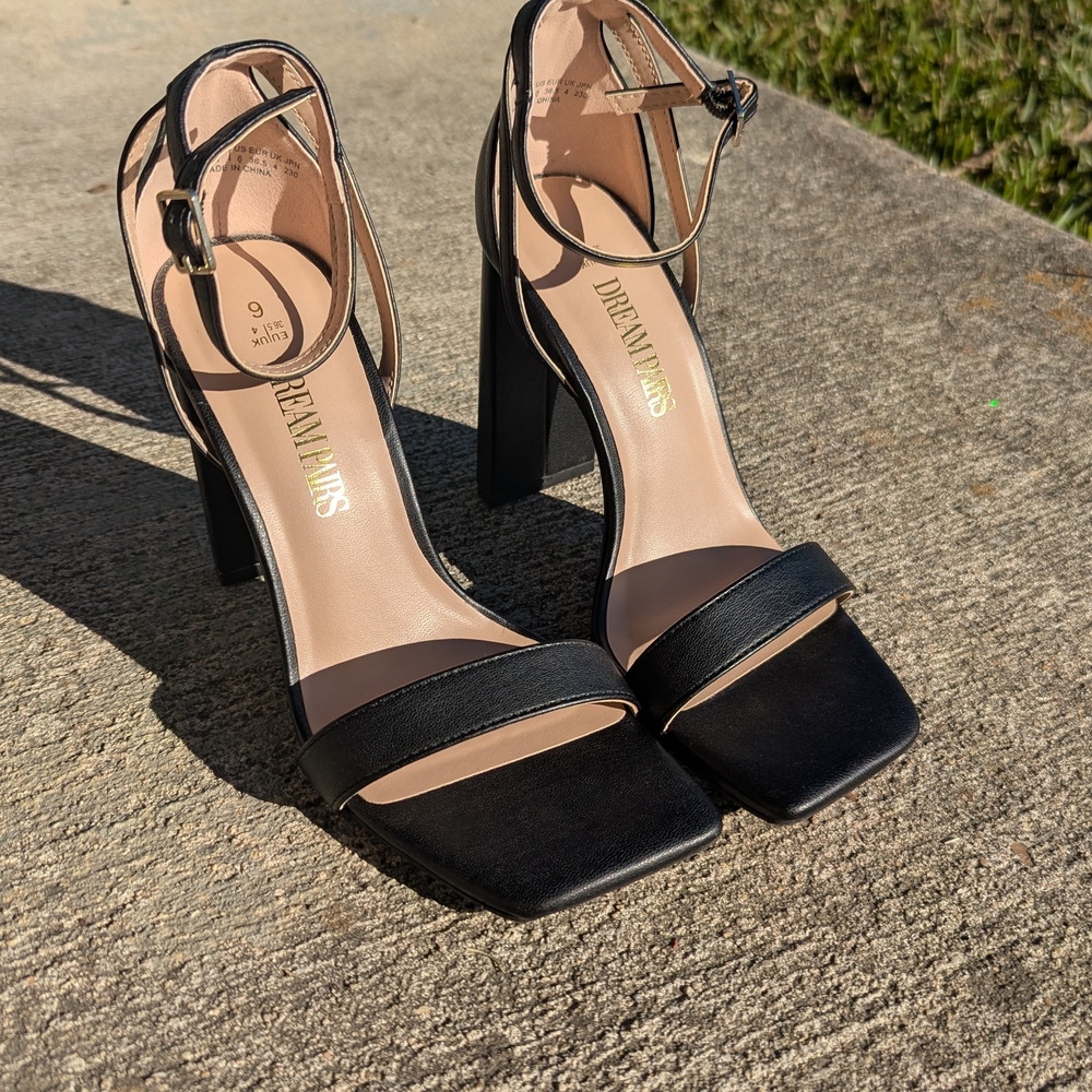 DREAM PAIRS Black Women's Heeled Sandals